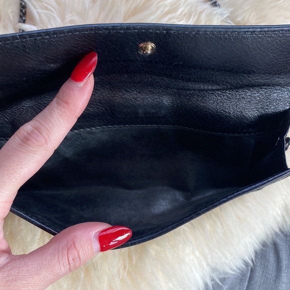 Gucci Wallet on a Chain Logo Embossed Black Leather - Picture 5 of 9